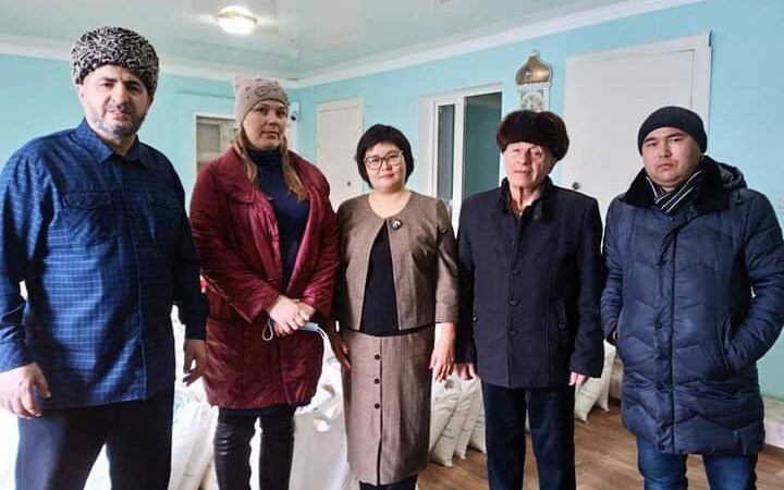 Бүгін «Алғыс айту» күні қарсаңында Қарағанды Облысы Қазақстан Халқы Ассамблеясы мен «Шаңырақ» көпбалалы отбасыларды қолдау орталығы қайырымдылық акциясын бастады.
