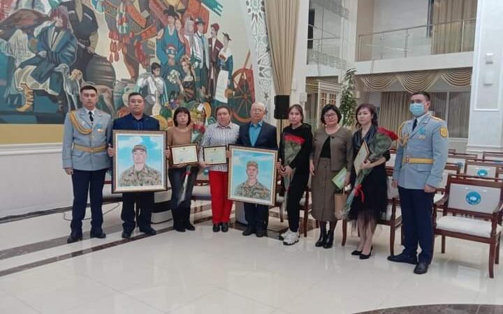 АЛҒЫС АЙТУ КҮНІ
